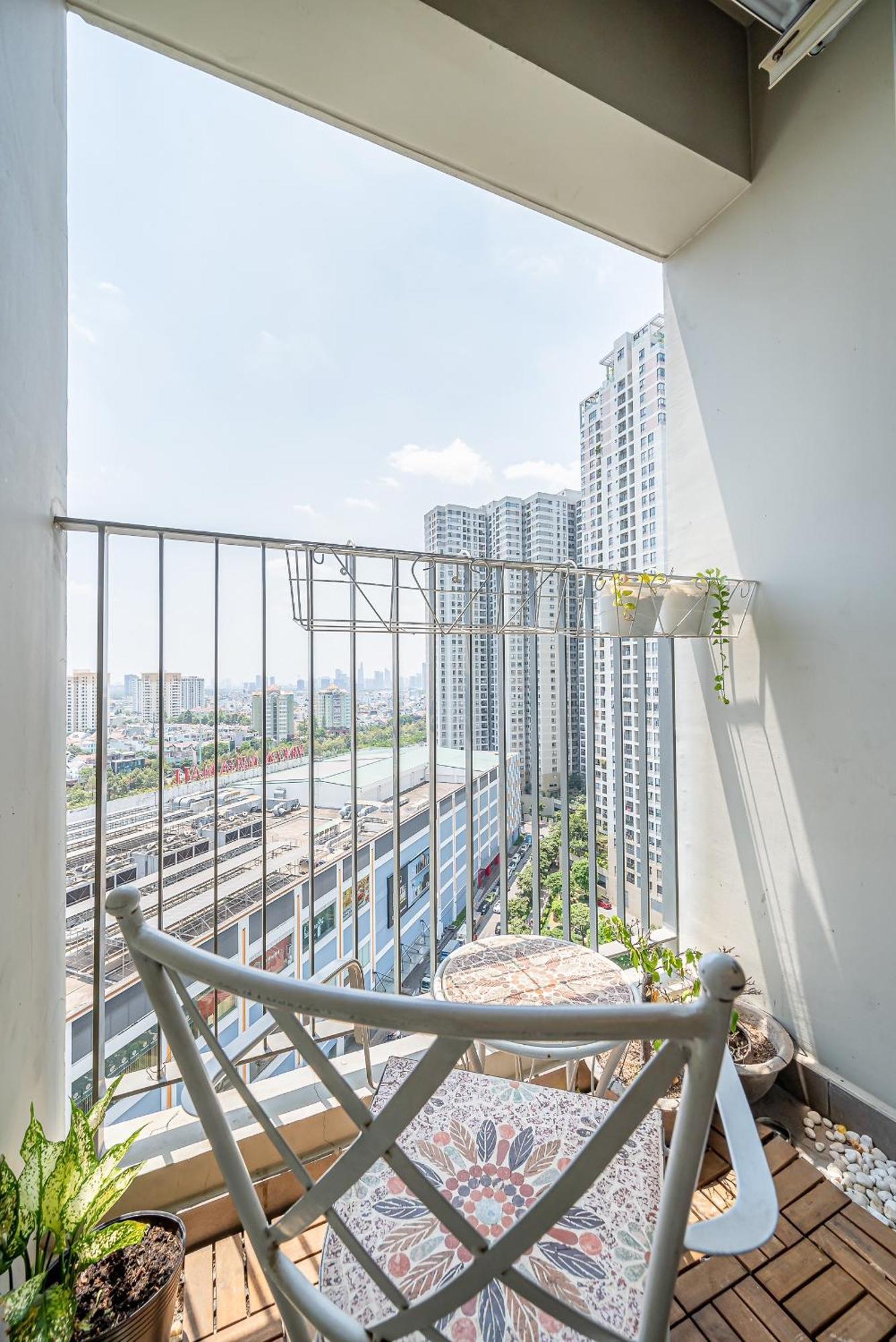 Cozy 2br- Masteri Thao Dien *